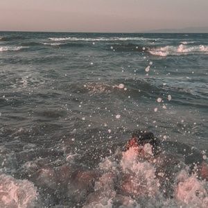 Meet your Posher, Yesica